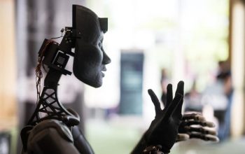 Grup Adani Siapkan Investasi Rp1.684,5 Triliun untuk Pusat Data AI Hingga 2035